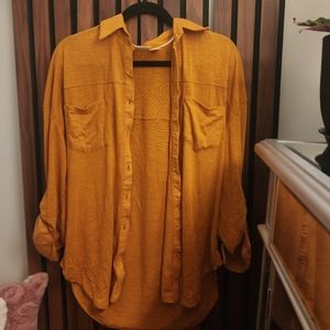 Daytrip sz med button down copper shirt